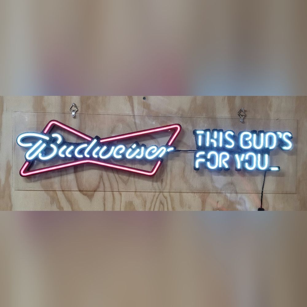 Anheuser-Busch Budweiser Iconic Flex-Neon Sign